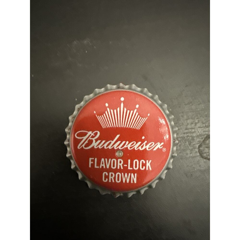 2000 Budweiser Flavor Lock Crown Electronic Pin